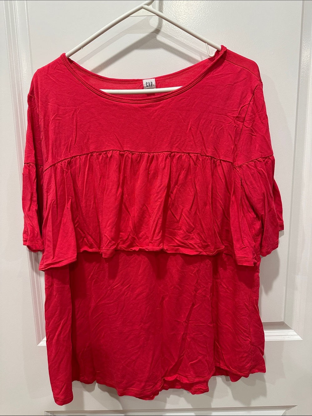 GAP Red Ruffle Yoke Short Sleeve nursing  Tunic